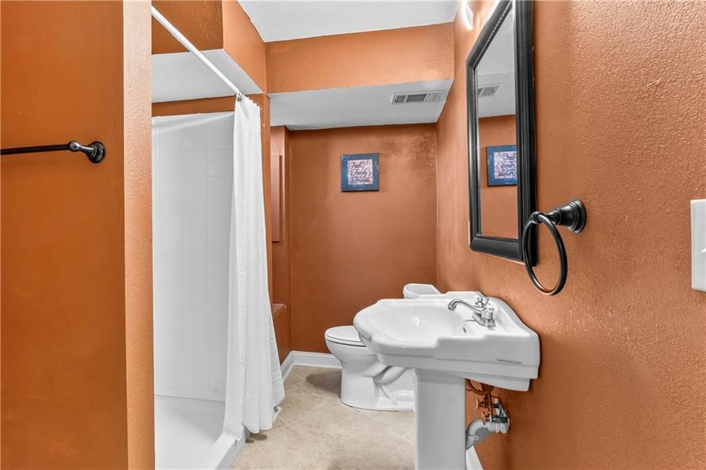 7820 Alden Road — photo 42