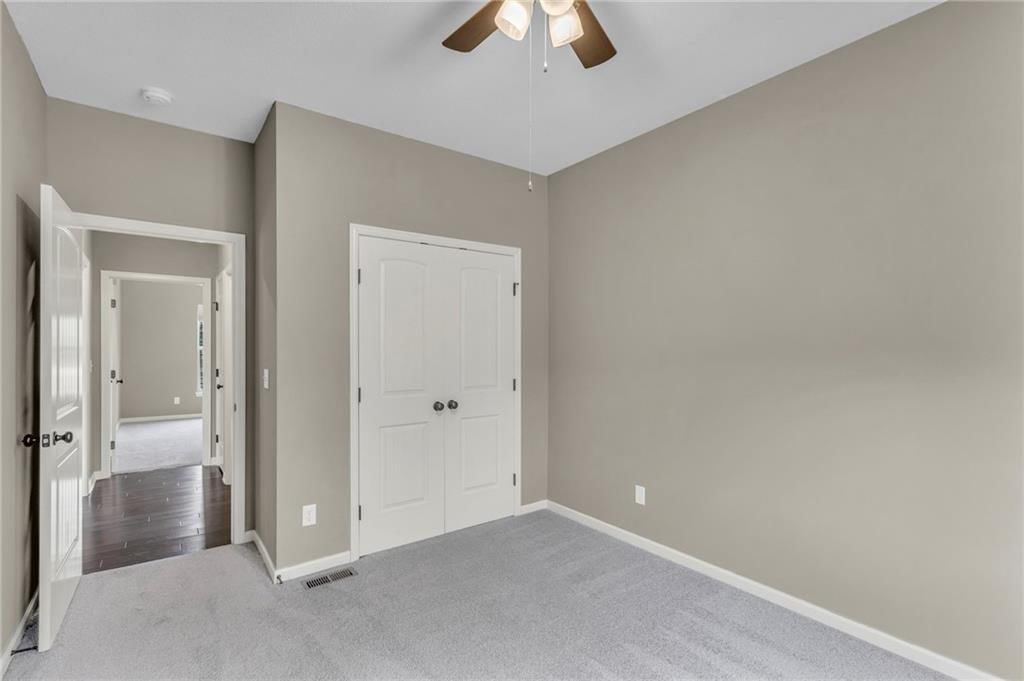16905 Meadow Creek Circle — photo 13