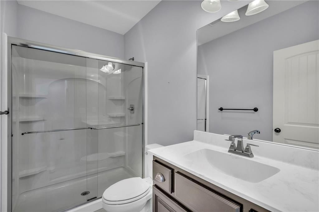 16905 Meadow Creek Circle — photo 18