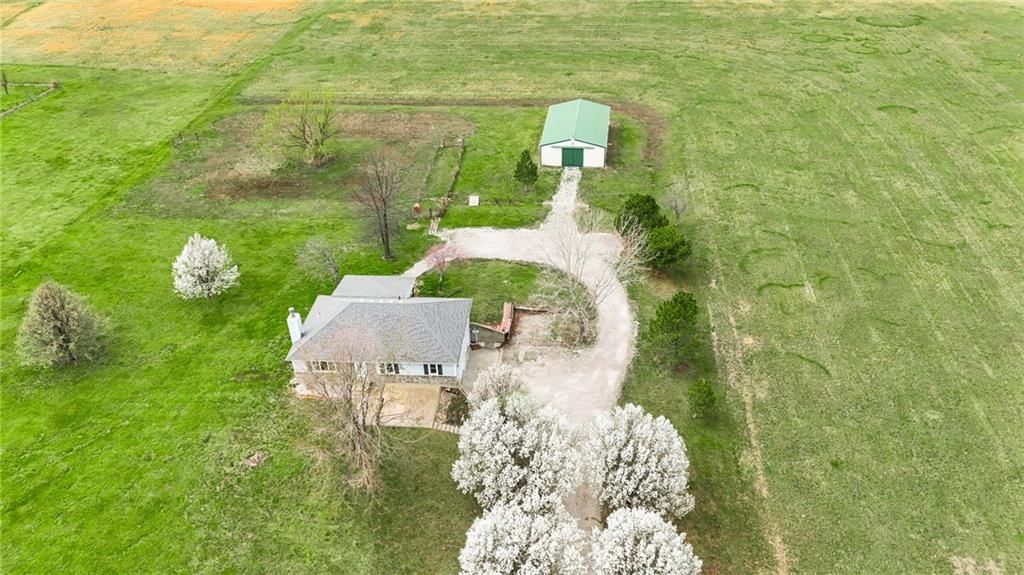 4470 Vermont Road — photo 42