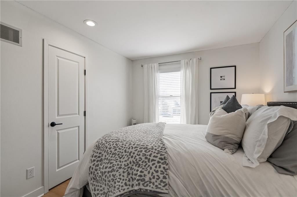 15008 W 124th Street — photo 32