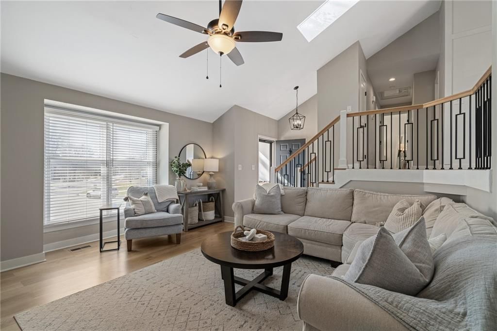 15008 W 124th Street — photo 8