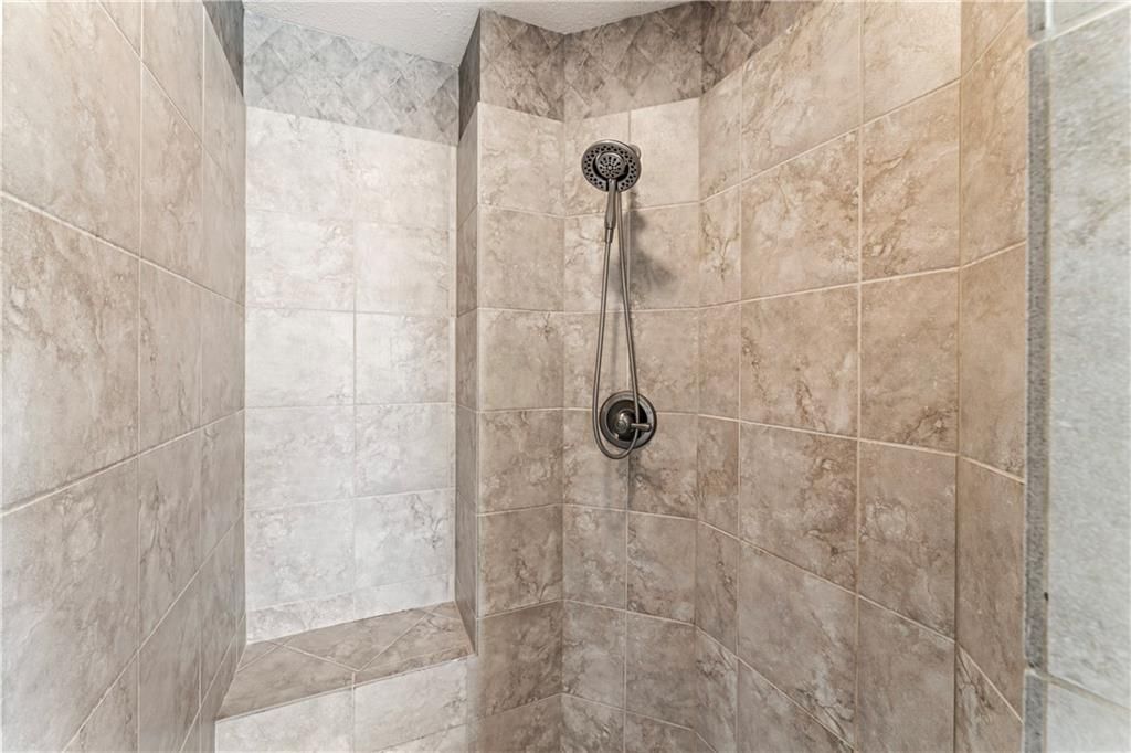 15620 Eby Street — photo 35