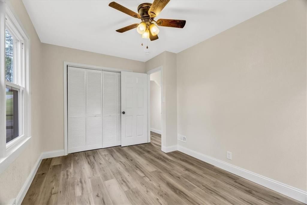 7624 Roswell Avenue — photo 14