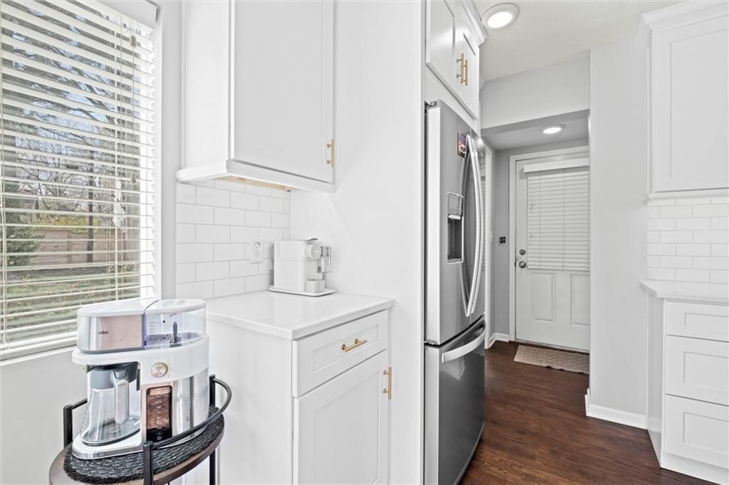 7906 Cambridge Drive — photo 14
