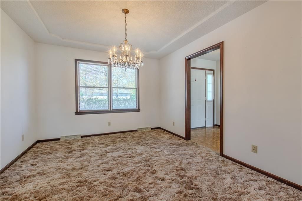 13816 Belmont Avenue — photo 24