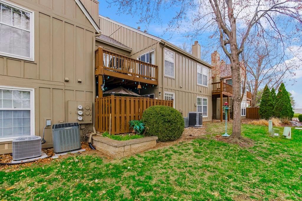 12127 Hayes Street — photo 29