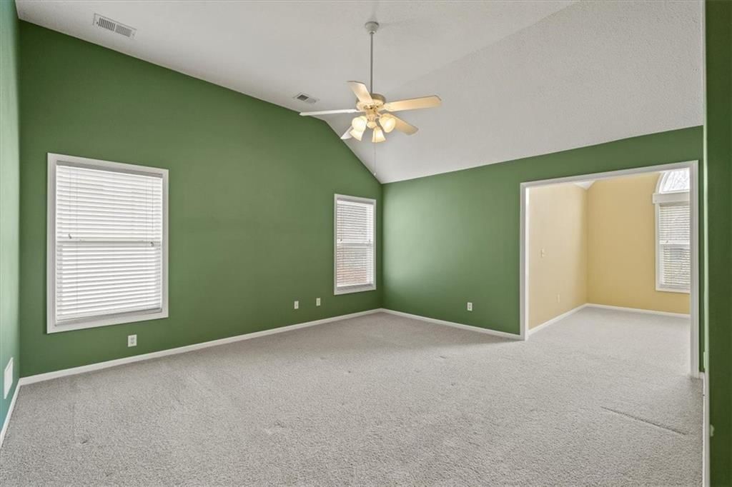 12127 Grand Avenue — photo 17