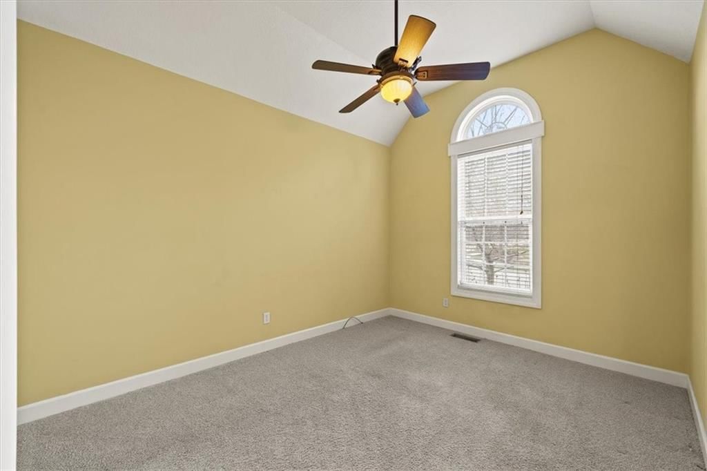 12127 Grand Avenue — photo 4