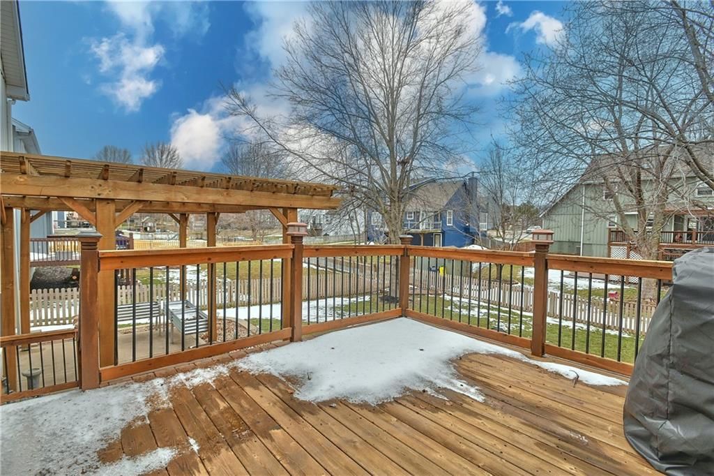 10704 N Harrison Street — photo 30