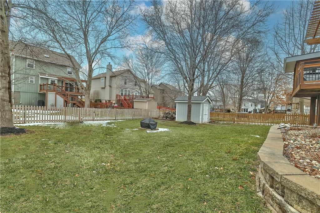 10704 N Harrison Street — photo 34