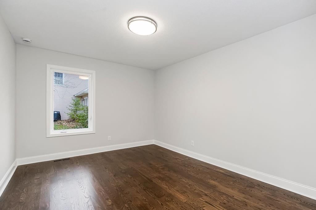 6615 W 69th Street — photo 20