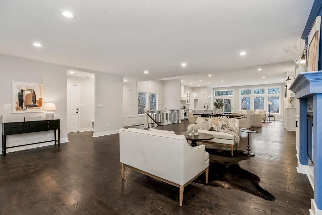 6615 W 69th Street — photo 10