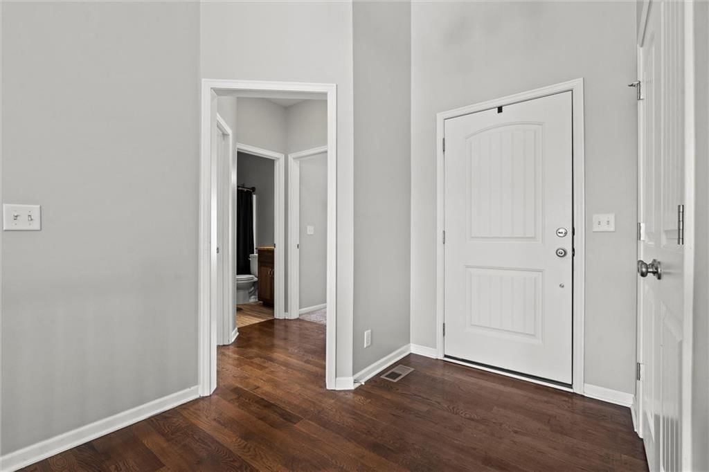 1319 Glen Drive — photo 17