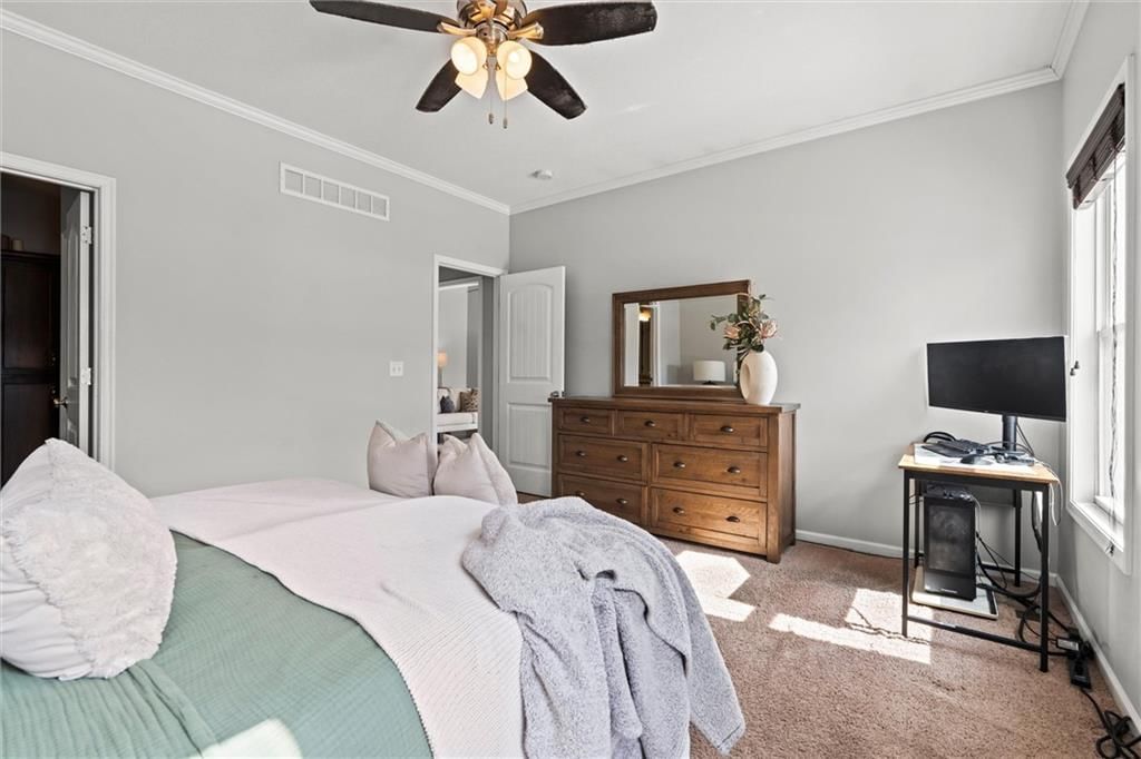 1319 Glen Drive — photo 19