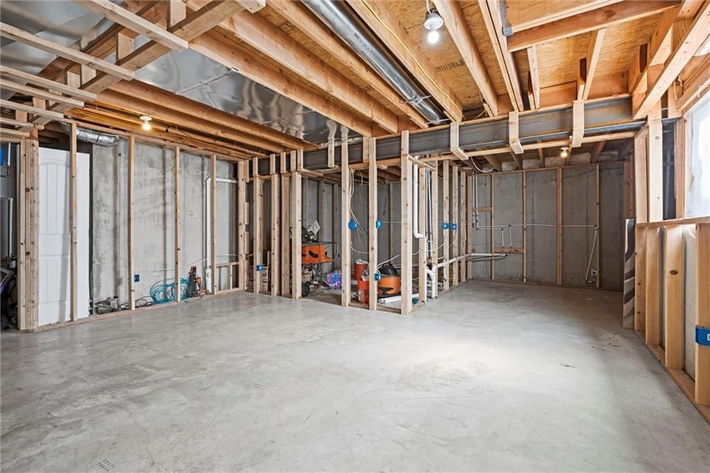 1319 Glen Drive — photo 28