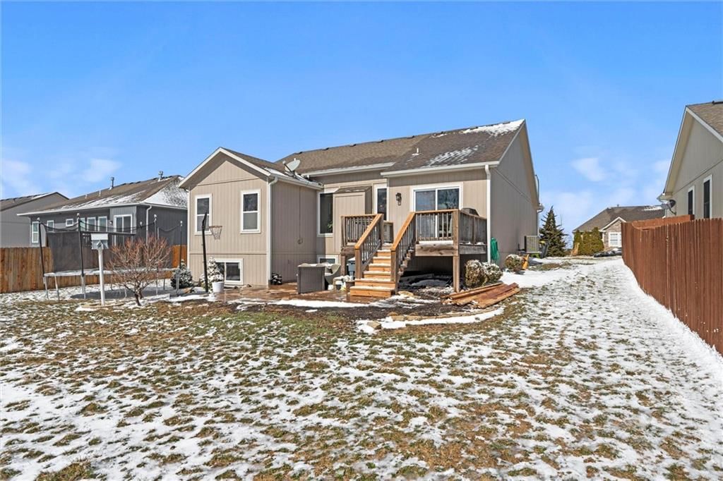 1319 Glen Drive — photo 31