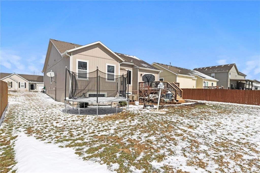 1319 Glen Drive — photo 33
