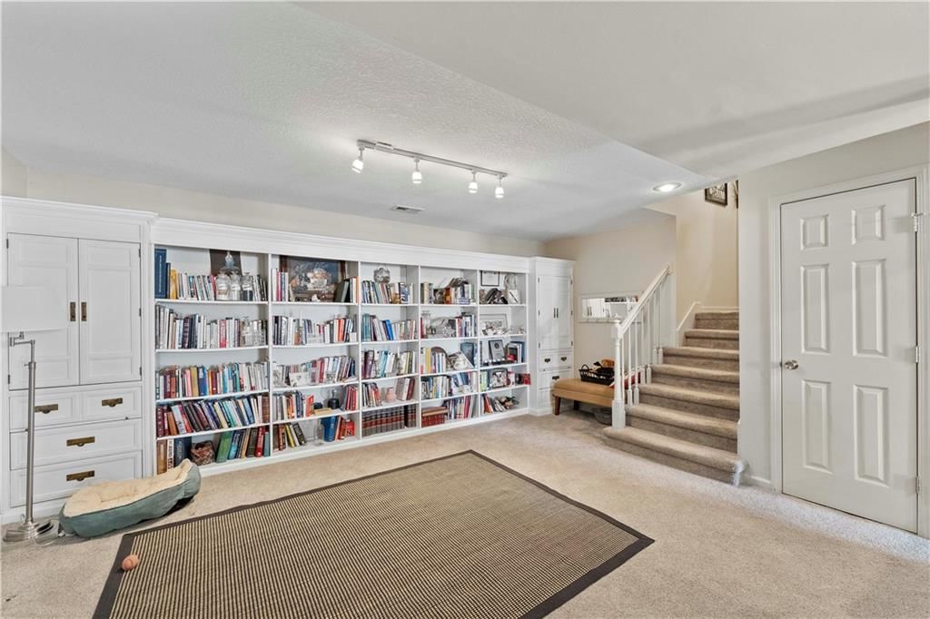 101 Asher Bay Street — photo 38