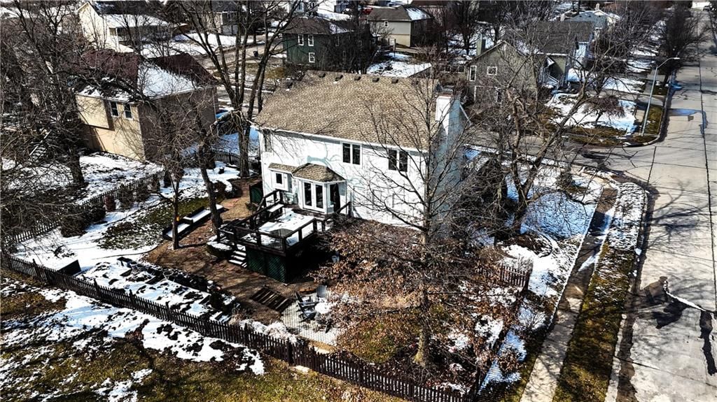101 Asher Bay Street — photo 57