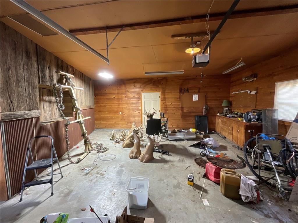 102 Linden Drive — photo 32