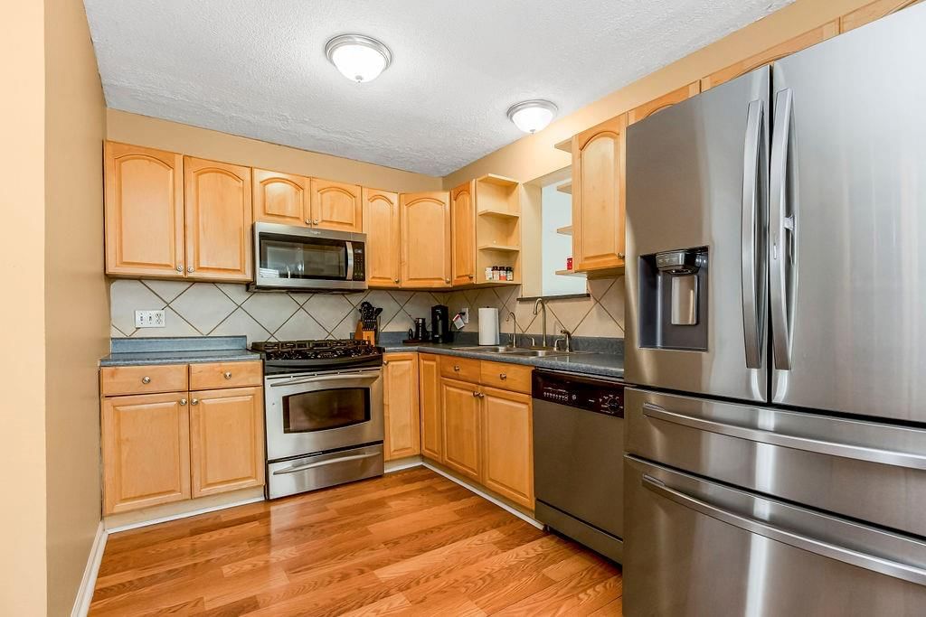 1102 NE Columbus Street — photo 12