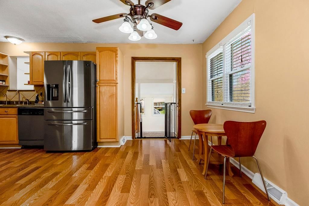 1102 NE Columbus Street — photo 13