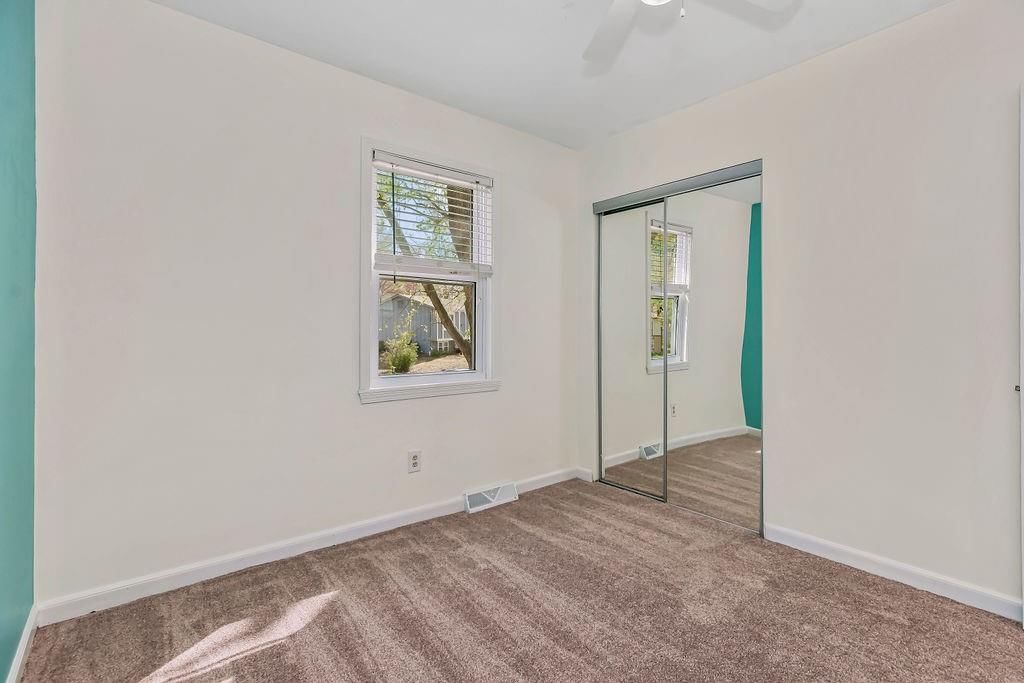 1102 NE Columbus Street — photo 21