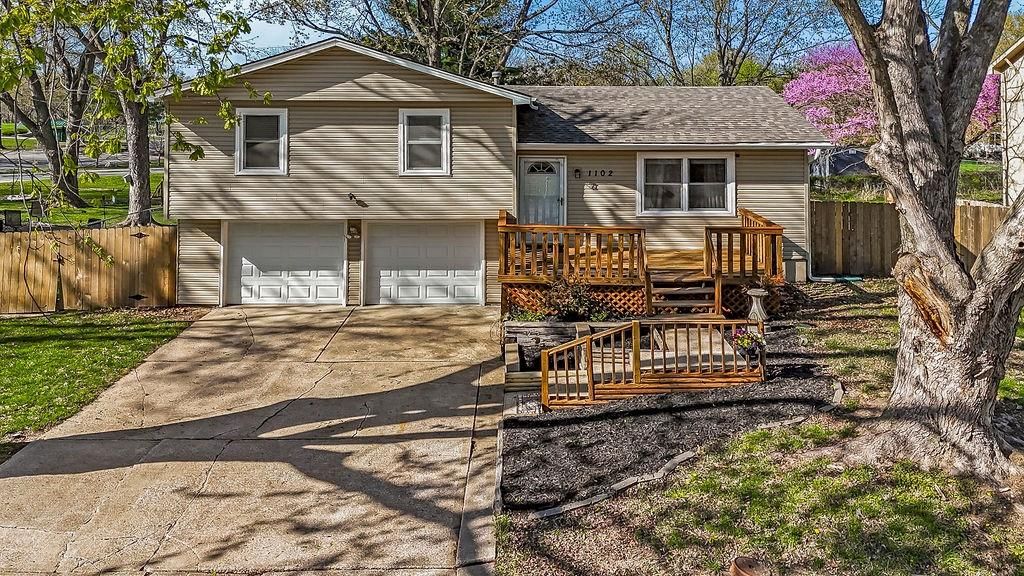 1102 NE Columbus Street — photo 36