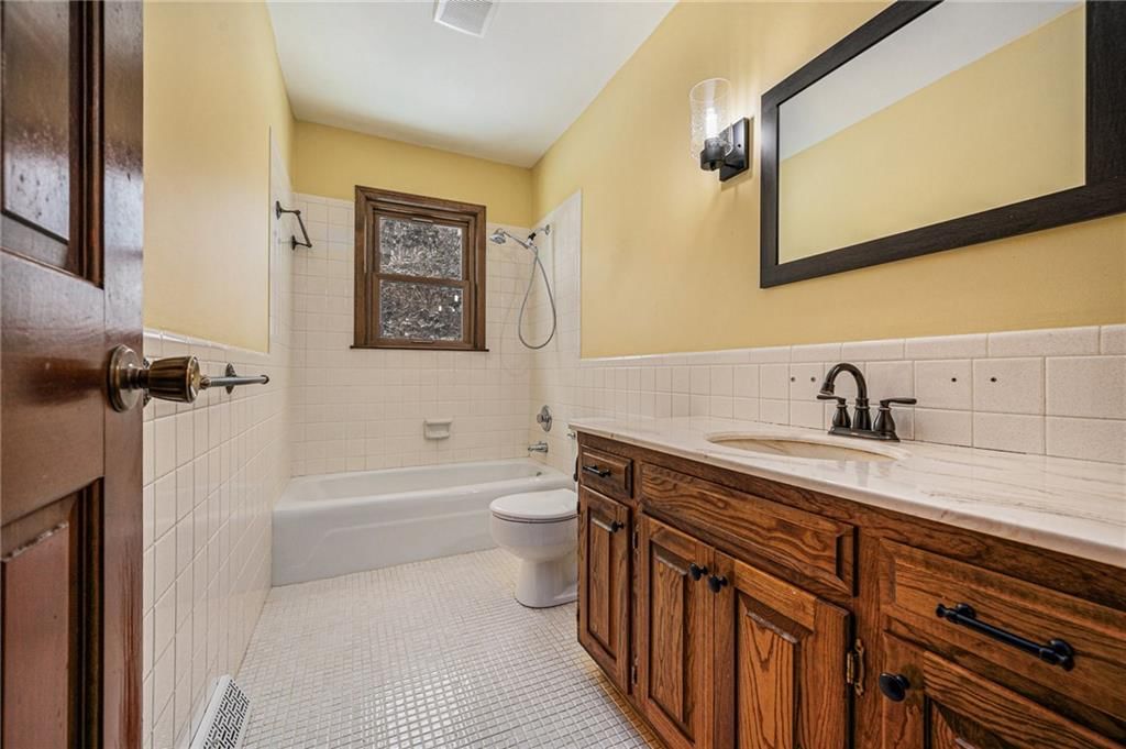6810 N Euclid Avenue — photo 17