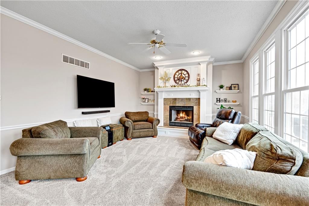18310 W 116th Street — photo 12