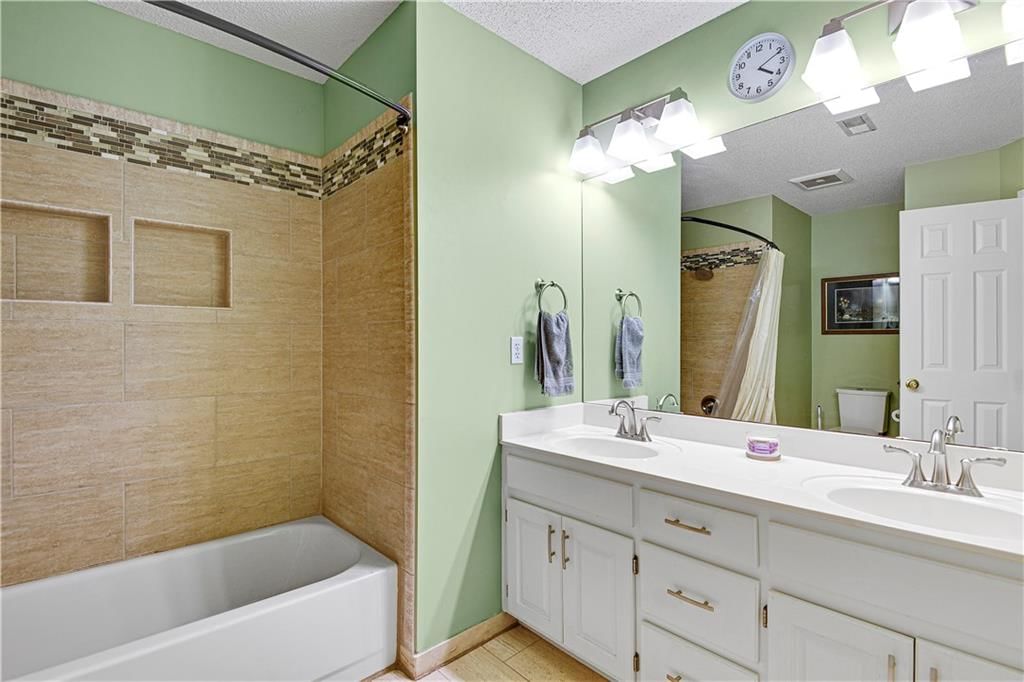 18310 W 116th Street — photo 25