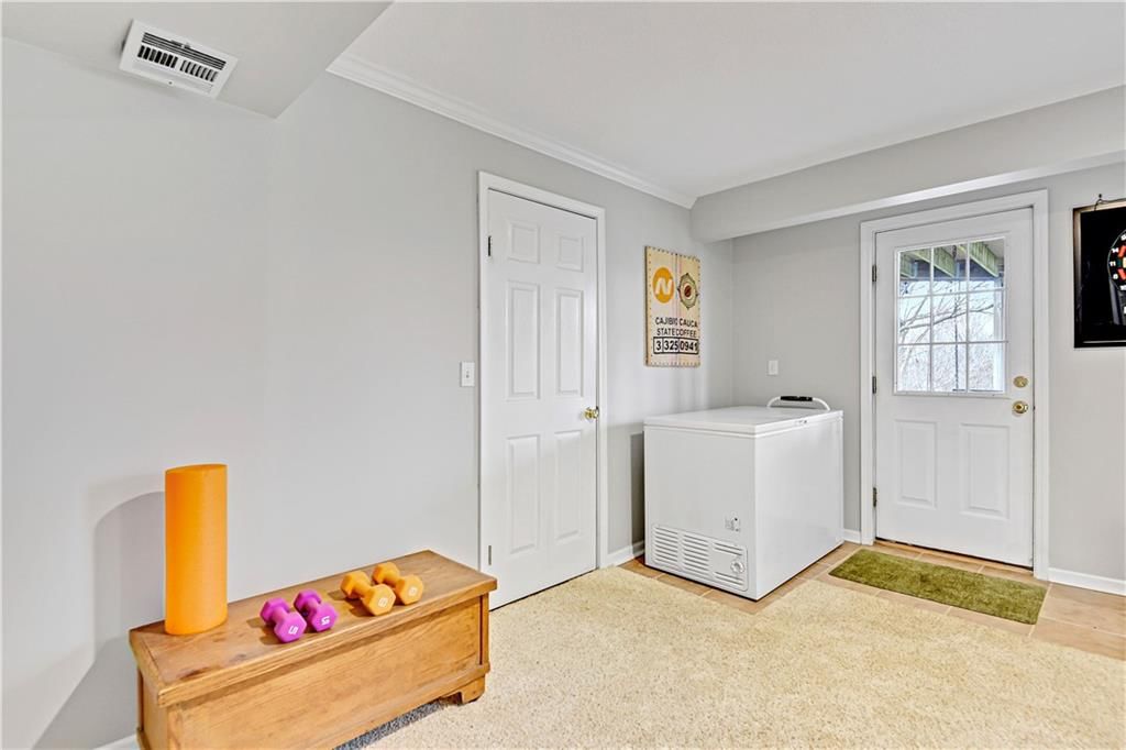 18310 W 116th Street — photo 33