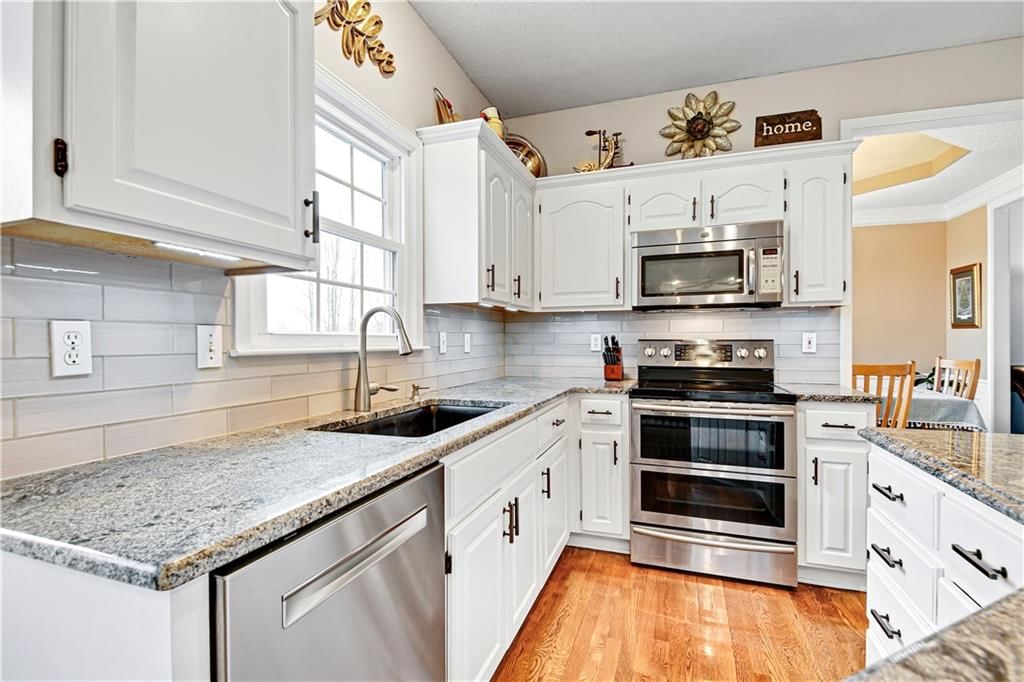 18310 W 116th Street — photo 6