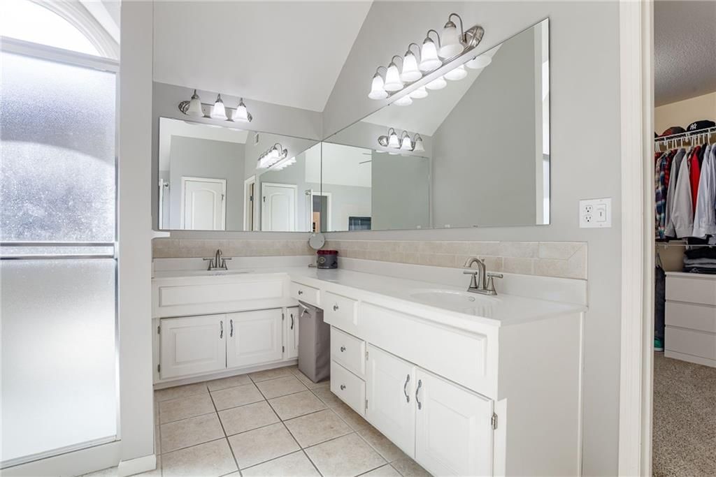 4010 SW Granite Lane — photo 26