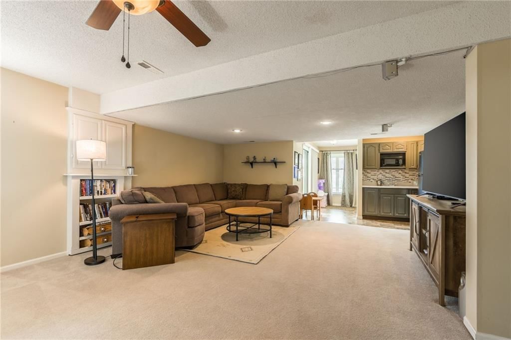 519 Northpoint Avenue — photo 28