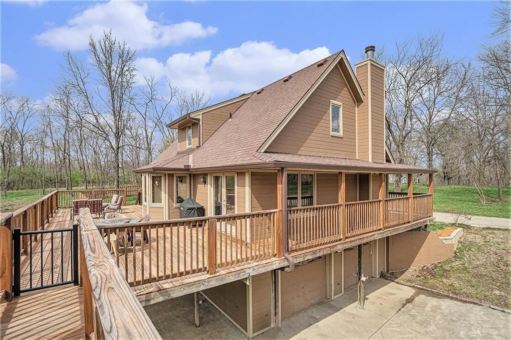 4623 Whispering Oaks Lane — photo 32