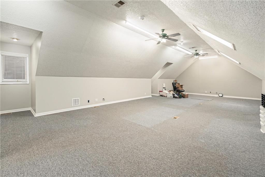 4623 Whispering Oaks Lane — photo 37