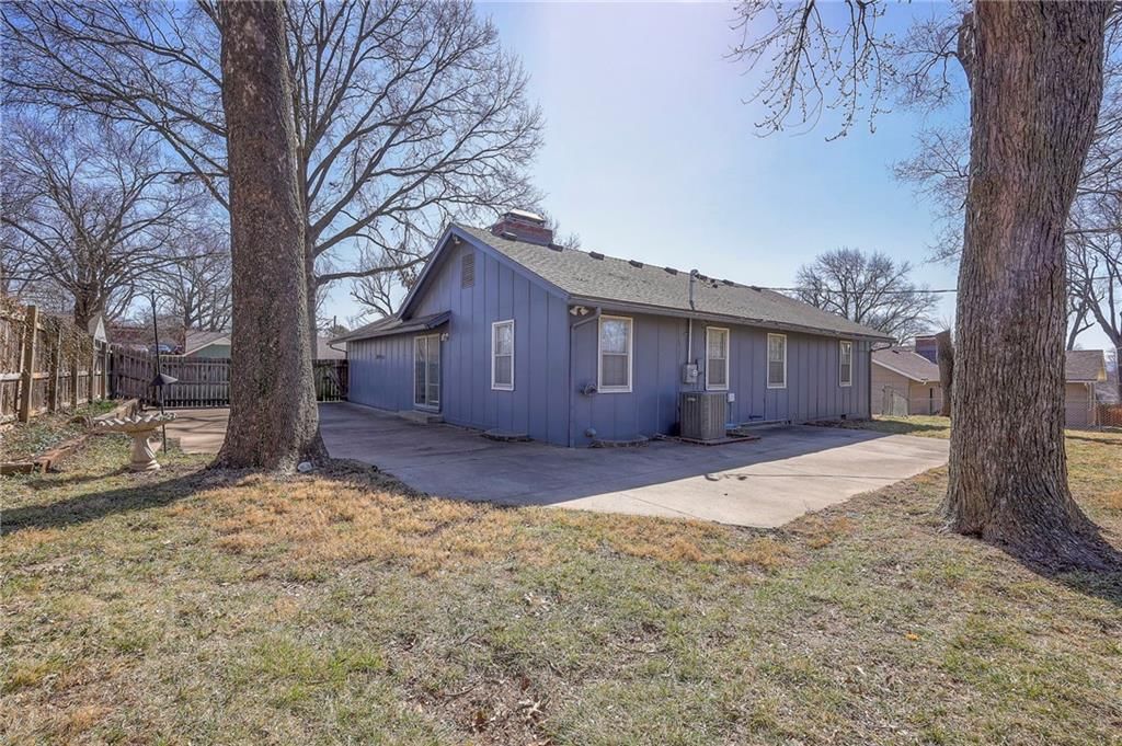 8322 Broadmoor Street — photo 28