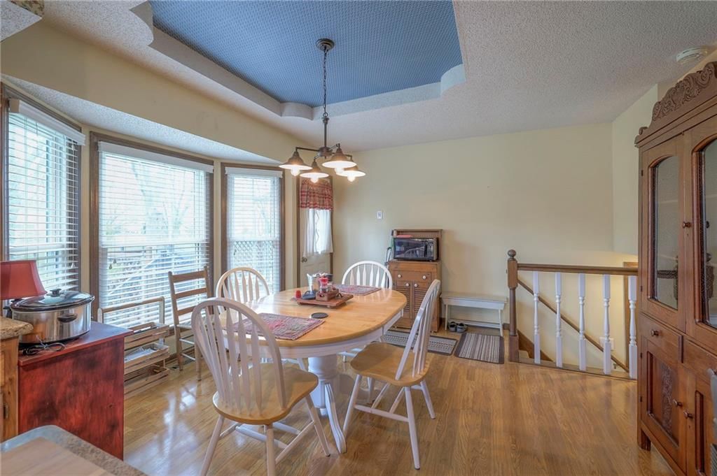 704 Sivley Street — photo 24