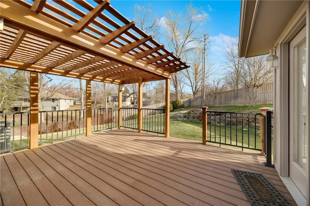2817 Viro Avenue — photo 29