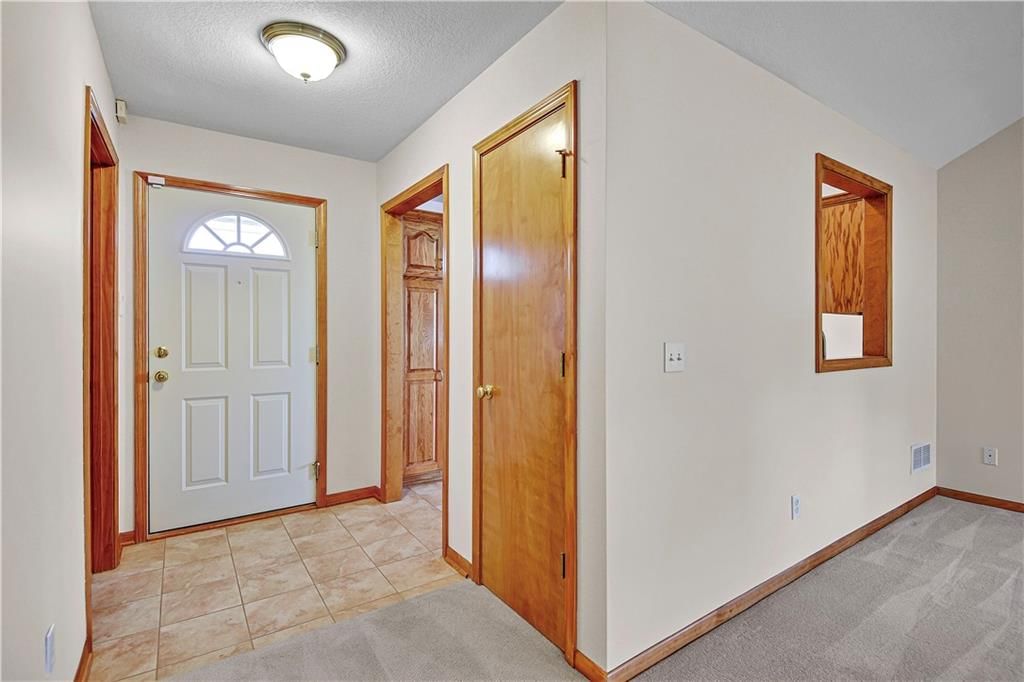 2903 Prairie View Drive — photo 4