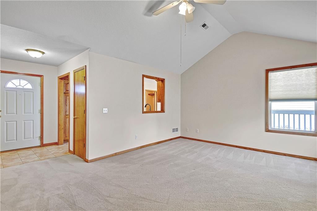 2903 Prairie View Drive — photo 5