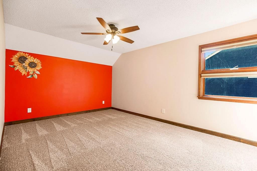 11604 Grant Drive — photo 16