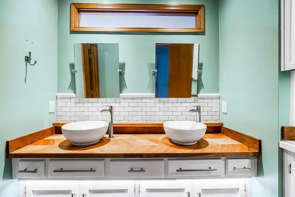 11604 Grant Drive — photo 18