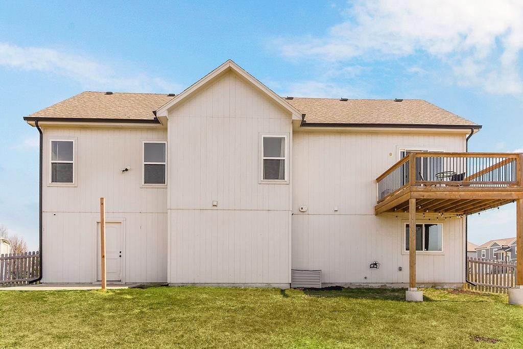 8117 SE Holly Drive — photo 28