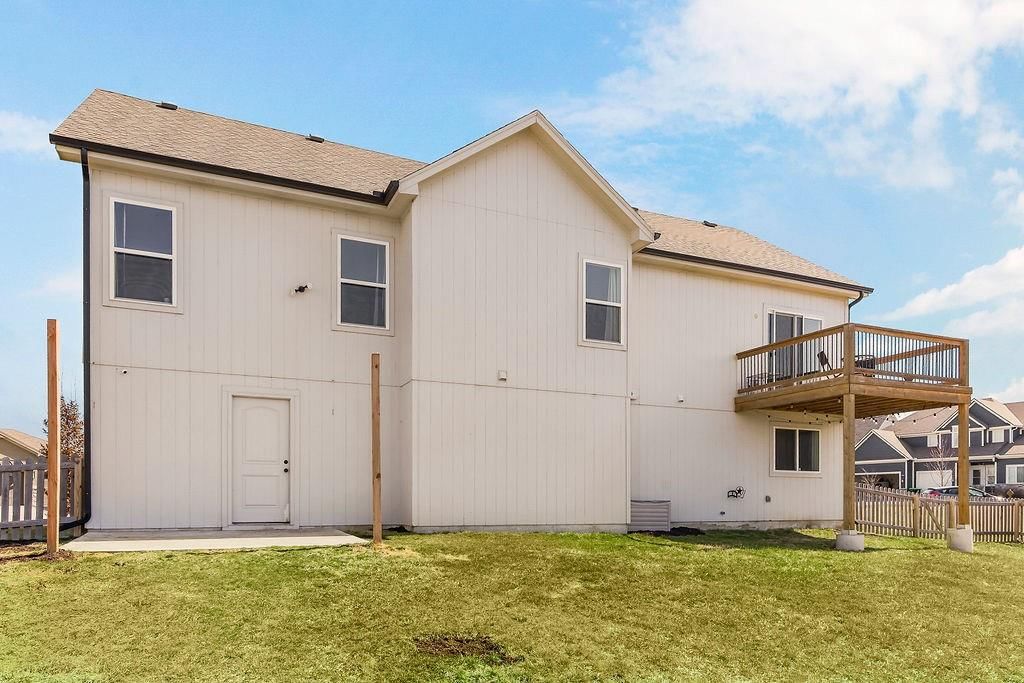 8117 SE Holly Drive — photo 29