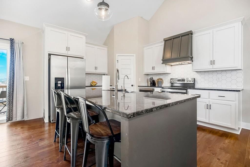 8117 SE Holly Drive — photo 8