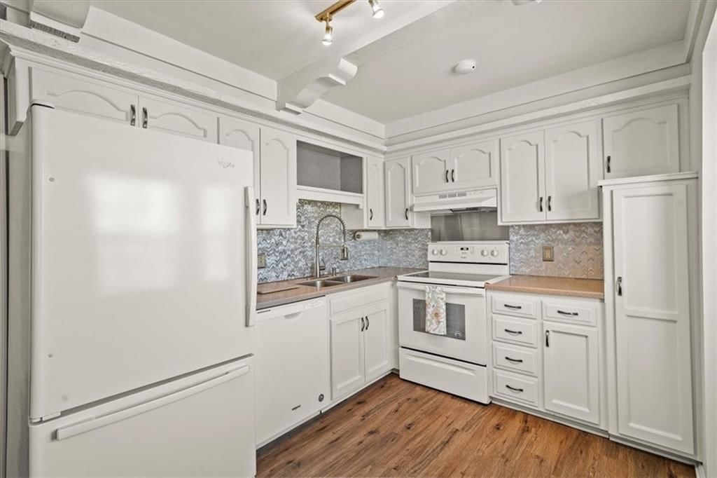 5713 Metcalf Court — photo 8