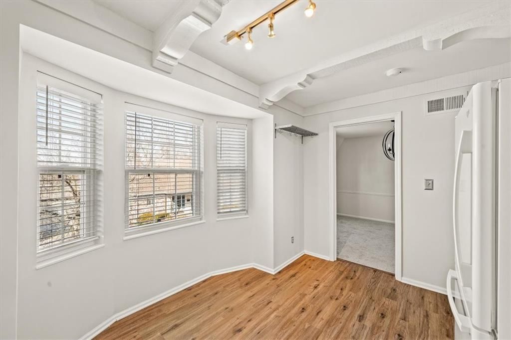 5713 Metcalf Court — photo 9